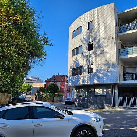 Modern Private Suite With Balcony & Bathroom - King And Queen Beds Vila Nova de Gaia Exterior foto