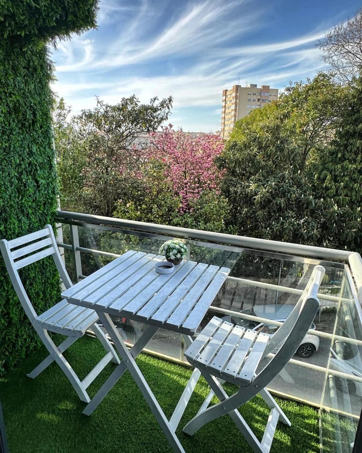 Modern Private Suite With Balcony & Bathroom - King And Queen Beds Vila Nova de Gaia Exterior foto