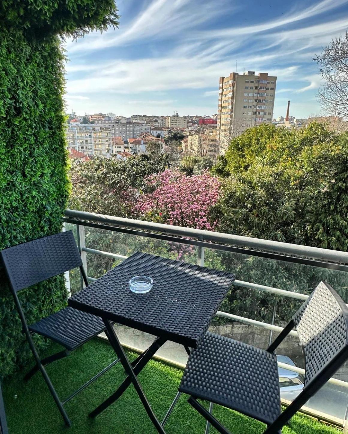 Modern Private Suite With Balcony & Bathroom - King And Queen Beds Vila Nova de Gaia Exterior foto